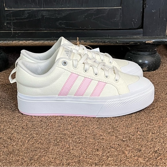 NEW Adidas Bravada 2.0 platform sneakers Women's size 8.5 - Picture 9 of 16